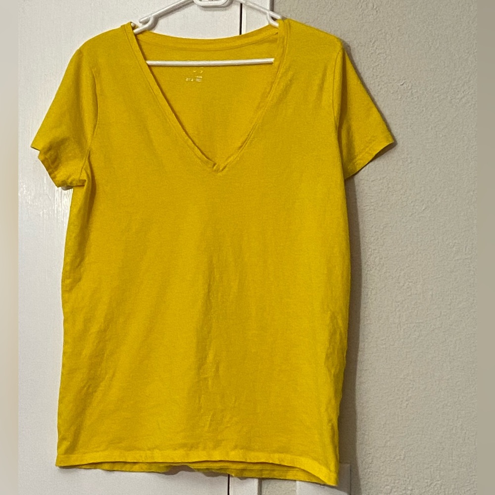 Yellow a new day tee shirts